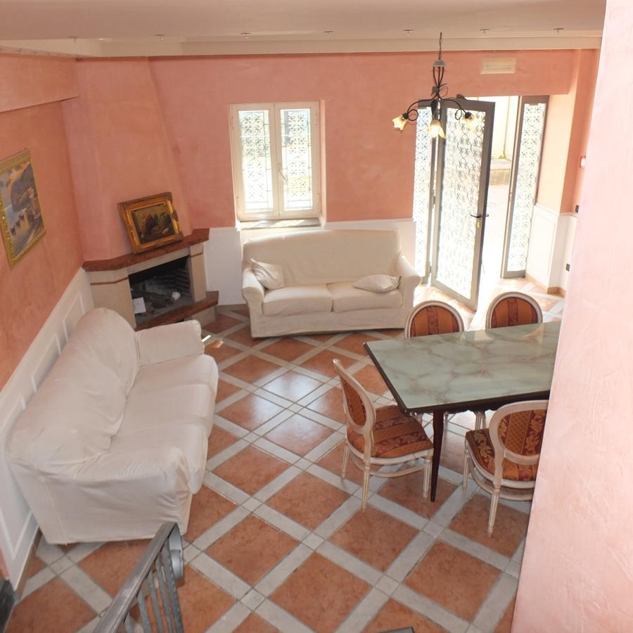 Villa Al Rifugio Cava deʼ Tirreni Buitenkant foto
